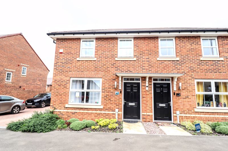 3 bed semi-detached house for sale in Cranwell Crescent, Bletchley MK17, £375,000