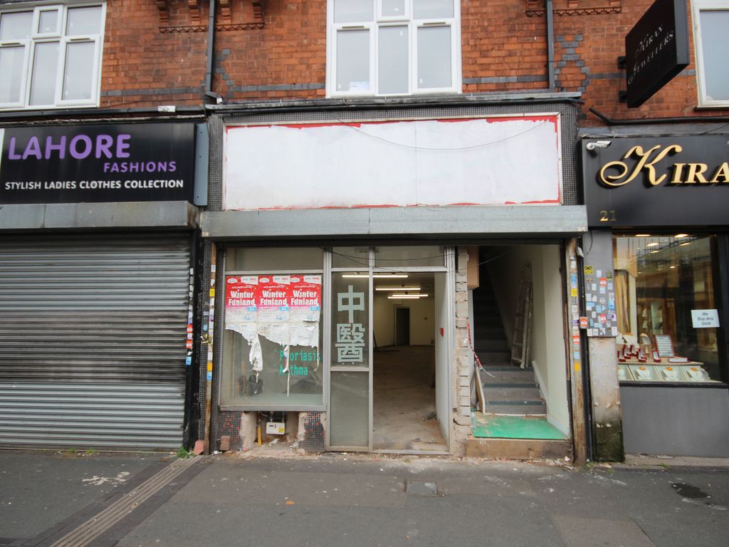 Retail premises to let in Cape Hill, Smethwick B66, £21,600 pa