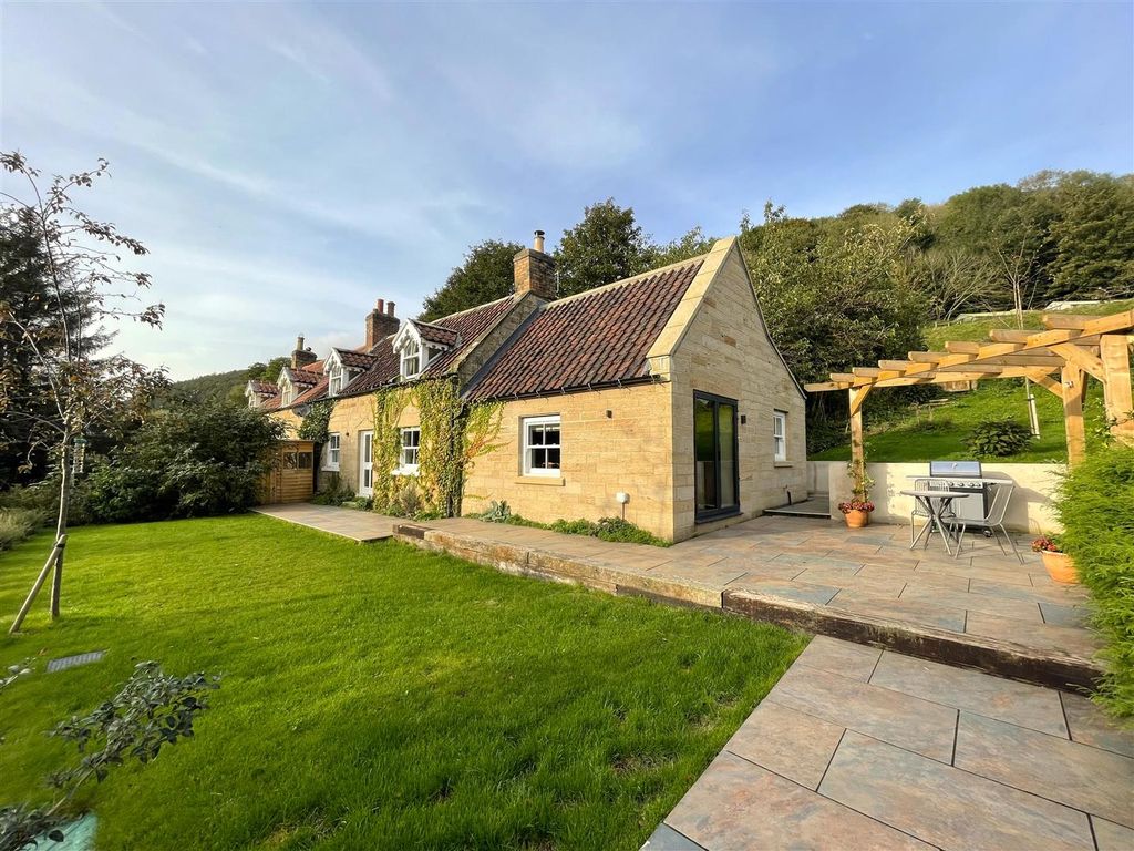 3 bed cottage for sale in Broxa Lane, Hackness, Scarborough YO13, £440,000