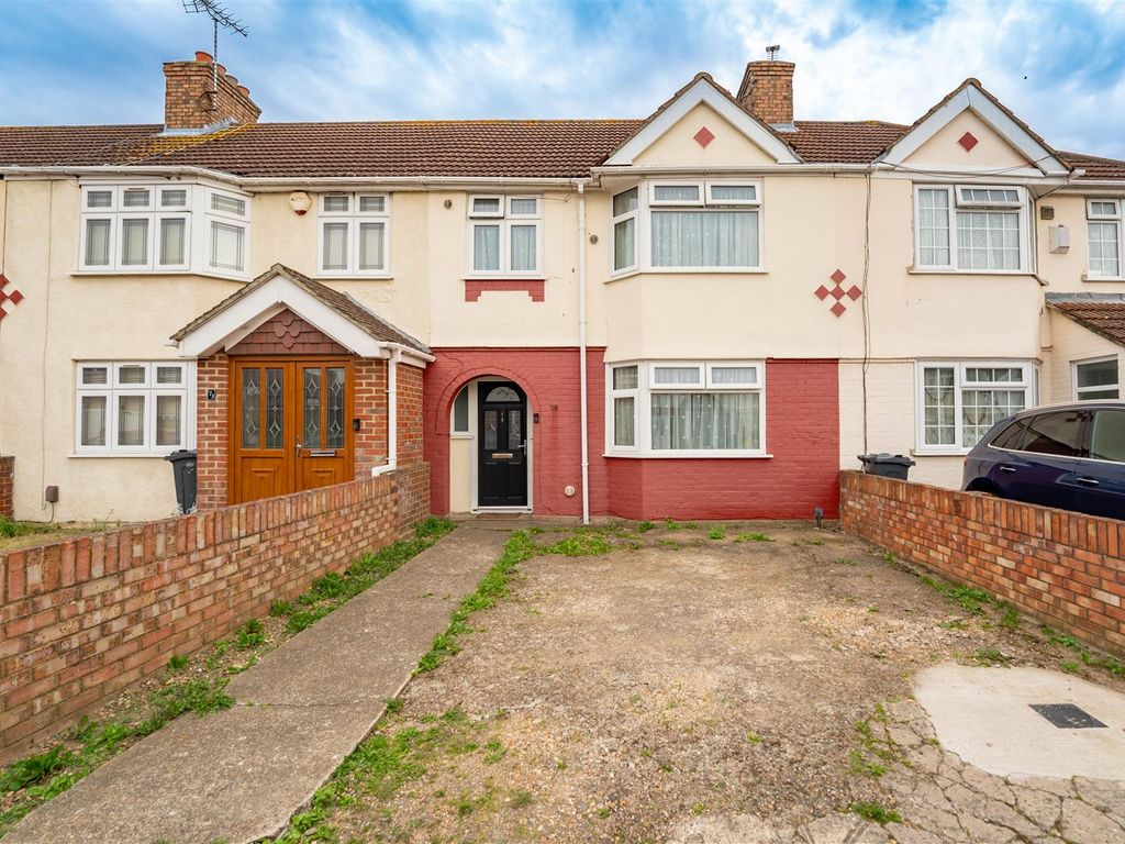 3 bed terraced house for sale in Waye Avenue, Hounslow TW5, £565,000