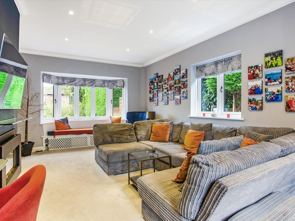 5 bed detached house for sale in Brownswood Road, Beaconsfield HP9, £2,000,000