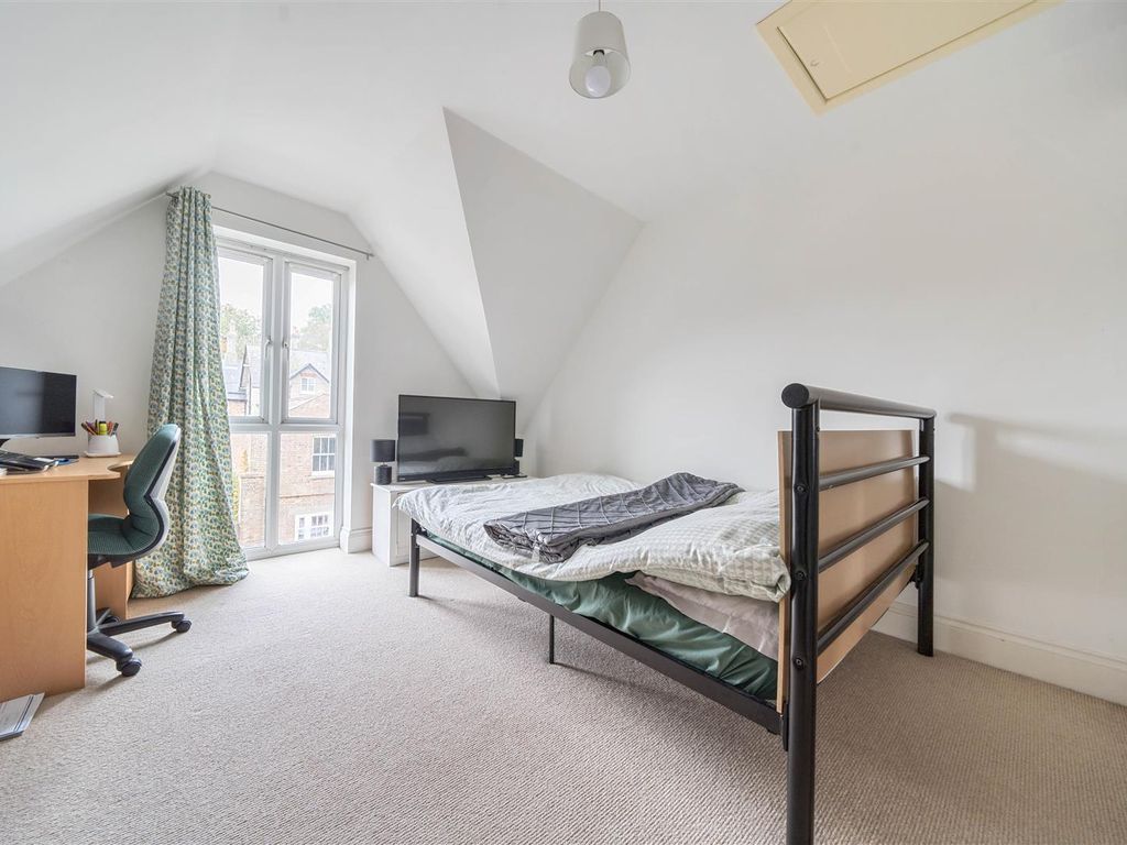 4 bed property for sale in Wollaston Road, Dorchester DT1, £420,000