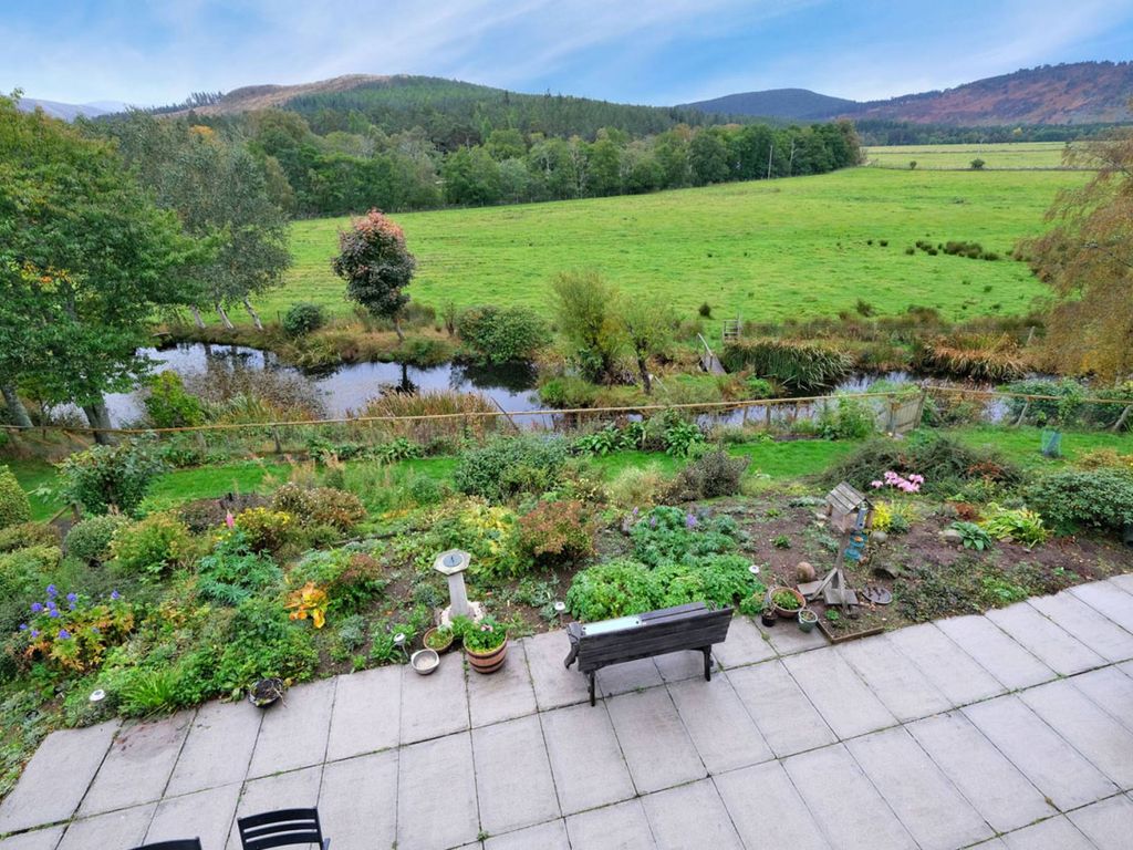 4 bed detached house for sale in Bridge Of Gairn, Ballater, Royal Deeside, Aberdeenshire AB35, £475,000