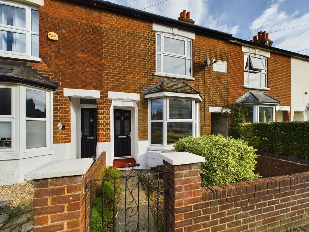 3 bed terraced house for sale in Lancaster Road, Hitchin SG5, £475,000