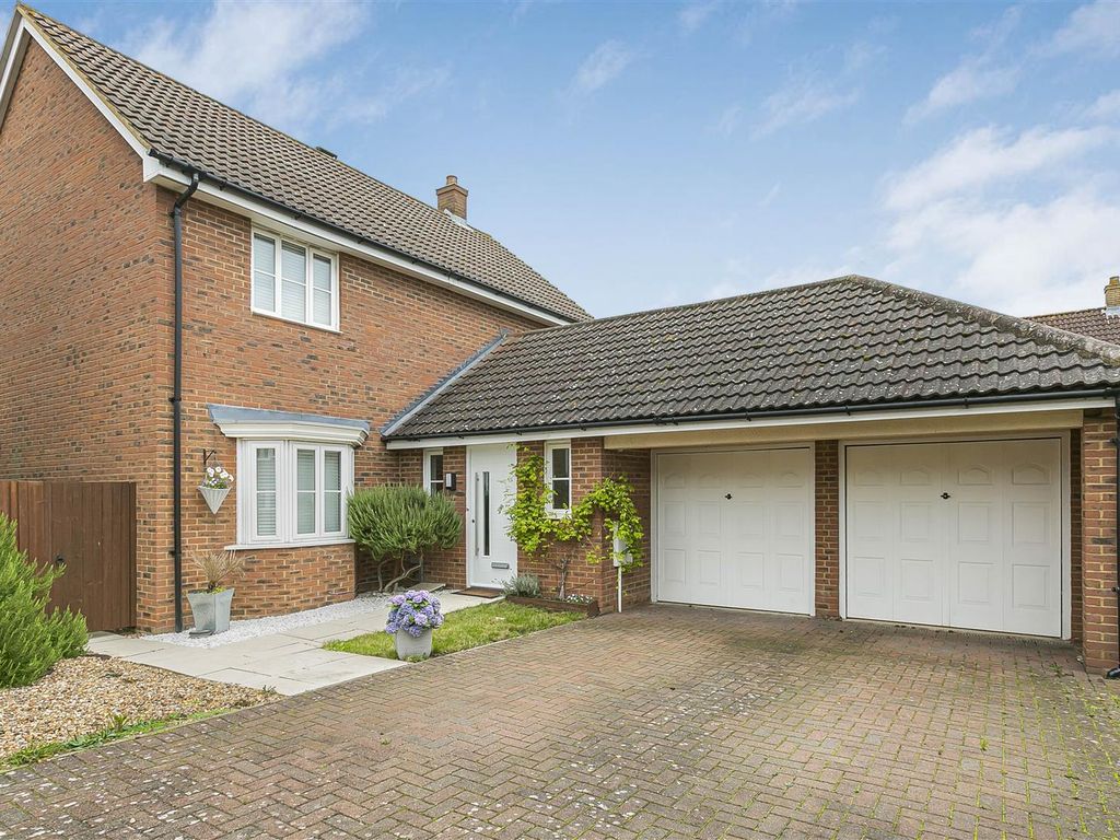 4 bed detached house for sale in Strympole Way, Highfields Caldecote, Cambridge CB23, £500,000