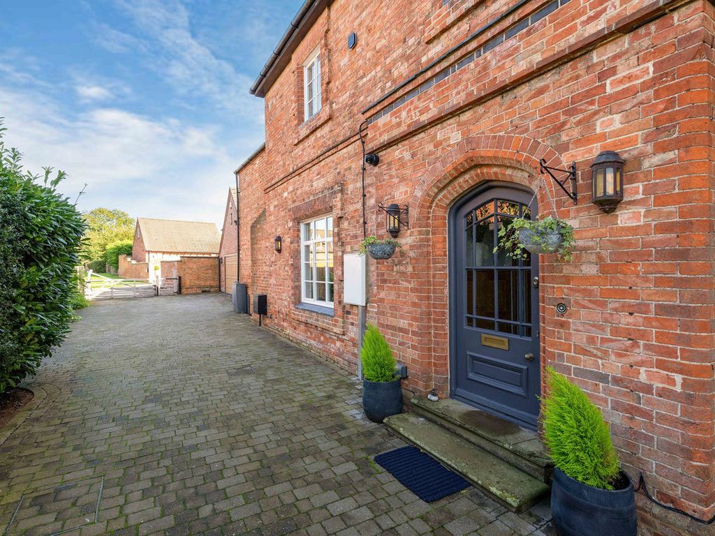 5 bed detached house for sale in Main Street, Harborough Magna, Rugby CV23, £1,250,000