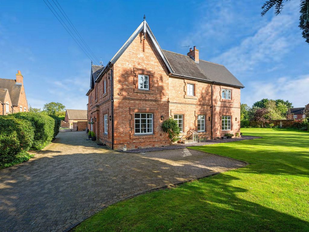 5 bed detached house for sale in Main Street, Harborough Magna, Rugby CV23, £1,250,000