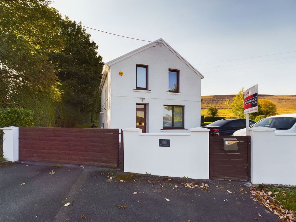 3 bed detached house for sale in Hirwaun Road, Penywaun CF44, £499,900