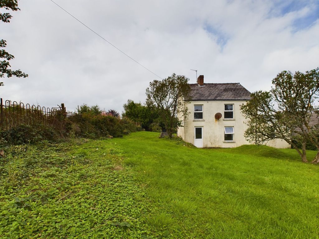 3 bed cottage for sale in Ruardean Hill, Drybrook GL17, £370,000