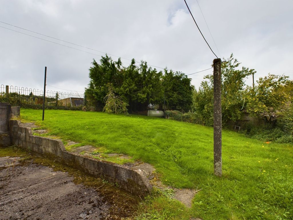 3 bed cottage for sale in Ruardean Hill, Drybrook GL17, £370,000