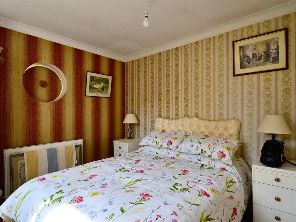 3 bed bungalow for sale in West Side, North Littleton, Evesham WR11, £525,000