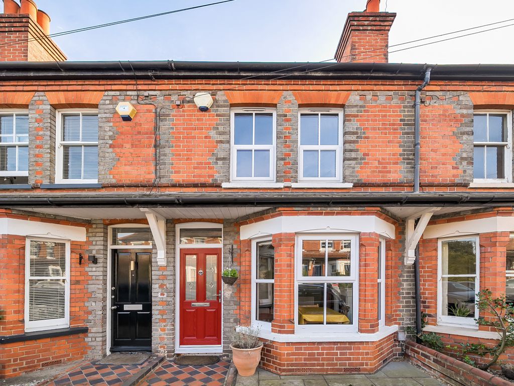 2 bed terraced house for sale in Hampden Road, Caversham, Reading, Berkshire RG4, £440,000
