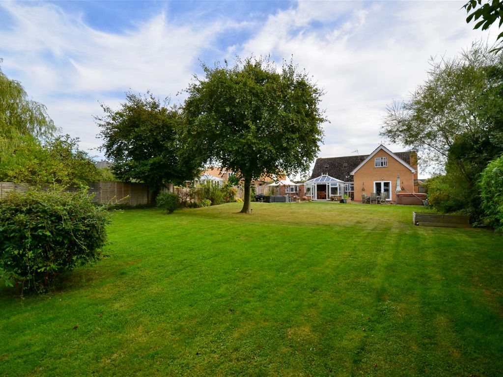 5 bed detached house for sale in Blakes Hill, North Littleton, Evesham WR11, £745,000