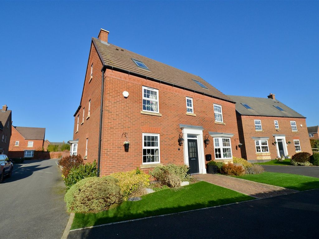 6 bed detached house for sale in Herdwick Drive, Honeybourne, Evesham WR11, £649,950