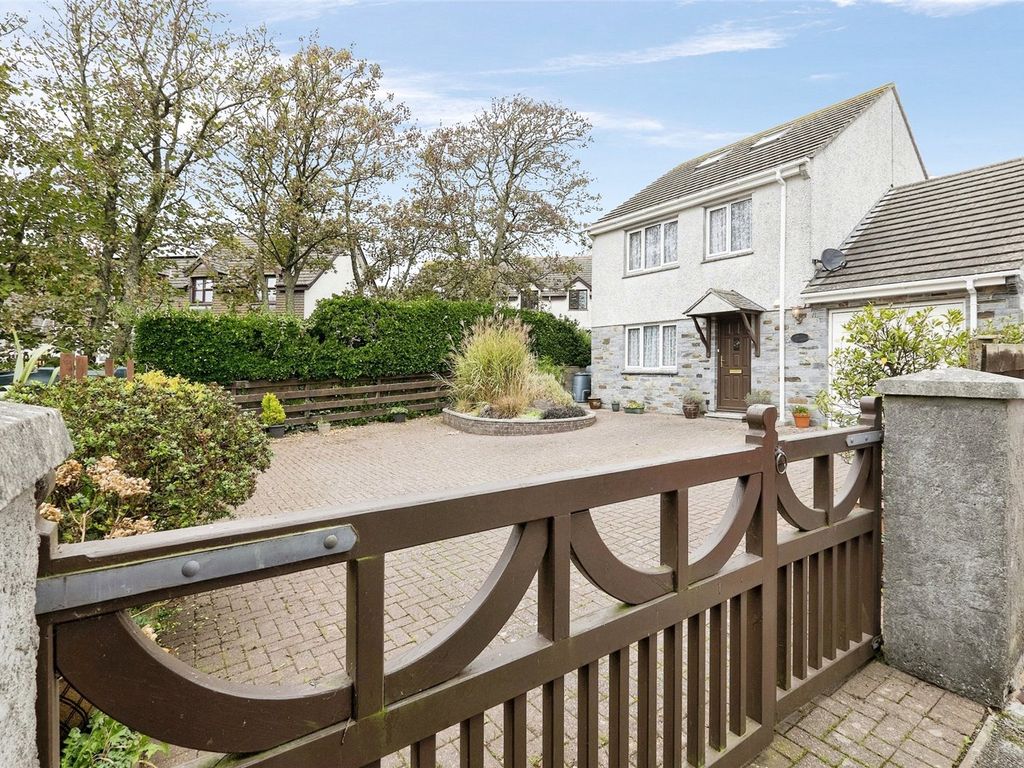4 bed detached house for sale in Churchtown, Mullion, Helston, Cornwall TR12, £475,000
