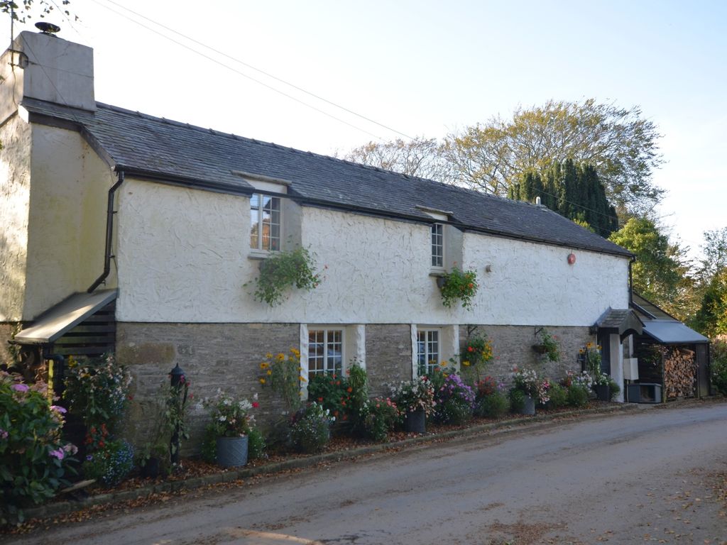 3 bed cottage for sale in Helland, Bodmin, Cornwall PL30, £350,000