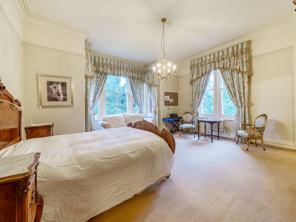 10 bed detached house for sale in Clapham Park, Clapham, Bedford MK41, £3,500,000