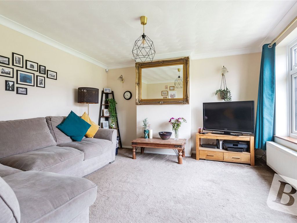 3 bed terraced house for sale in Roseberry Gardens, Upminster RM14, £400,000