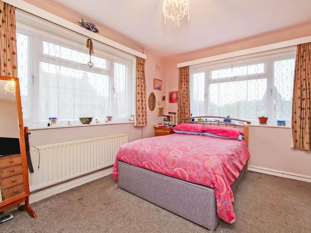 3 bed detached bungalow for sale in Murton Garth, Murton, York YO19, £340,000