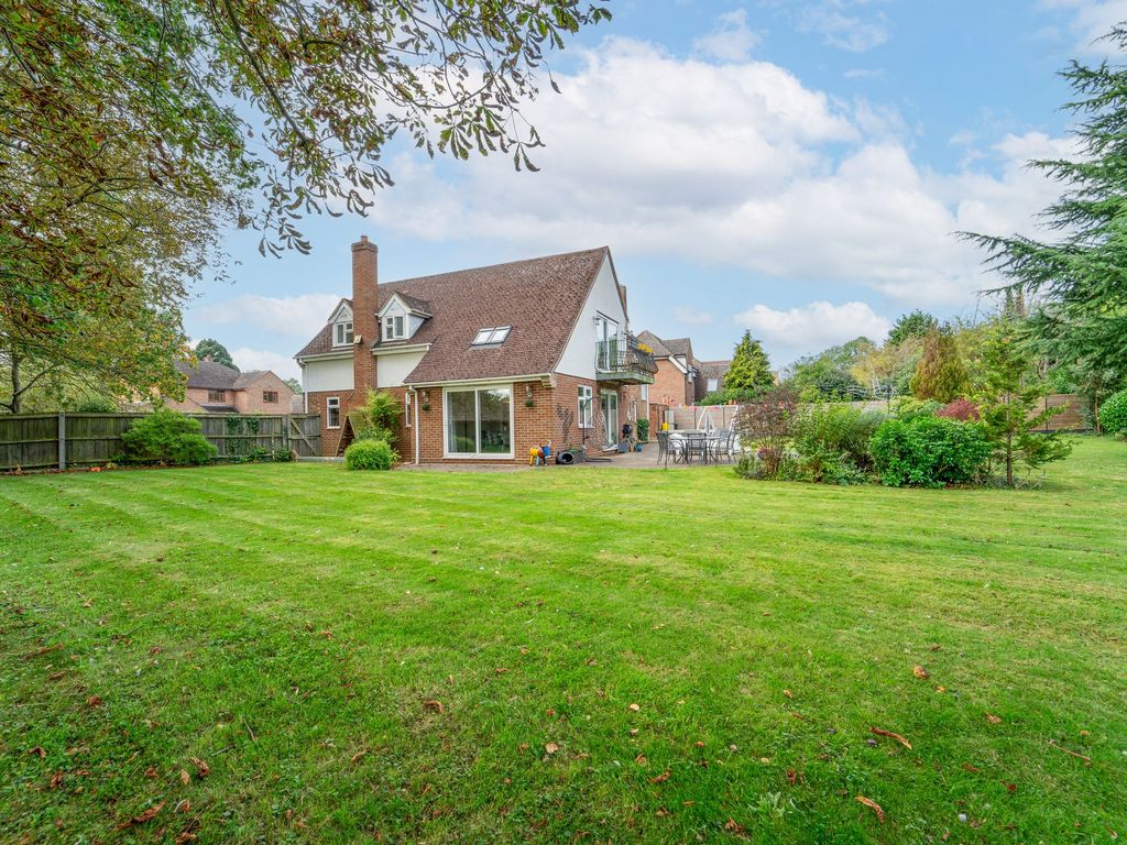 5 bed detached house for sale in Bury Close, Bury, Cambridgeshire. PE26, £730,000