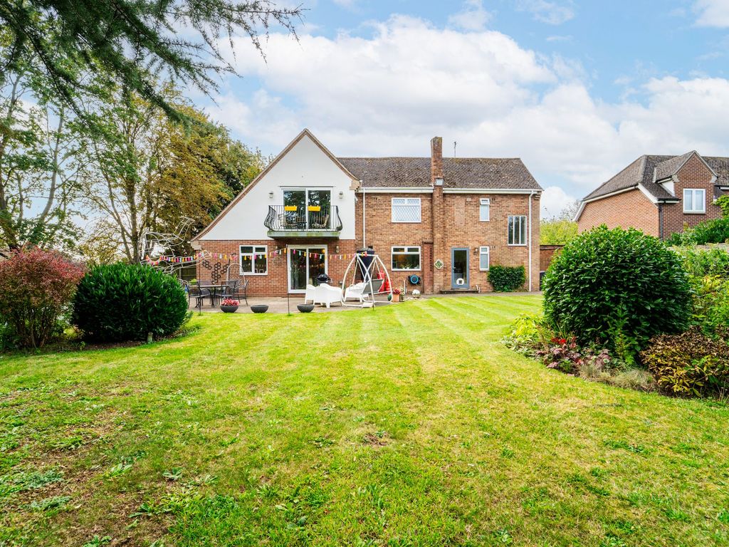 5 bed detached house for sale in Bury Close, Bury, Cambridgeshire. PE26, £730,000