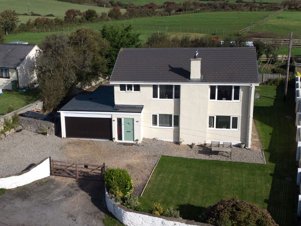 5 bed detached house for sale in Malltraeth, Bodorgan LL62, £500,000
