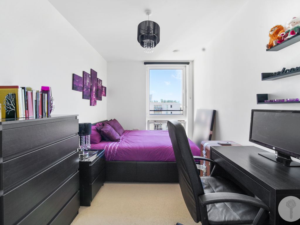 2 bed flat for sale in Vega House, Stratford E20, £456,000