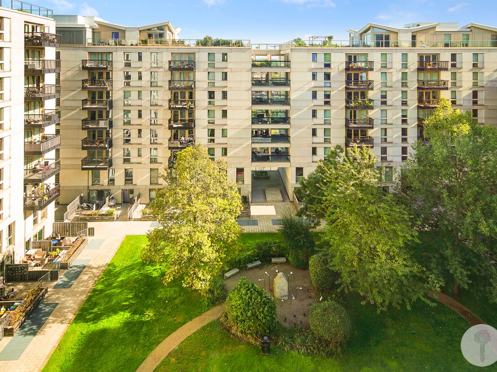 2 bed flat for sale in Vega House, Stratford E20, £456,000