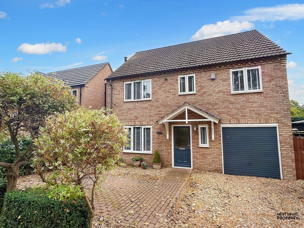 4 bed detached house for sale in Tholomas Drove, Wisbech St. Mary PE13, £350,000