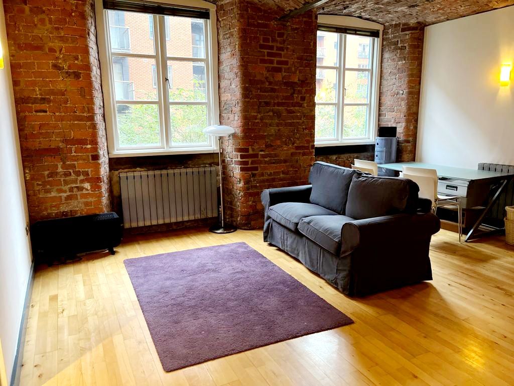 1 bed flat to rent in Cambridge Street, Manchester M1, £1,300 pcm