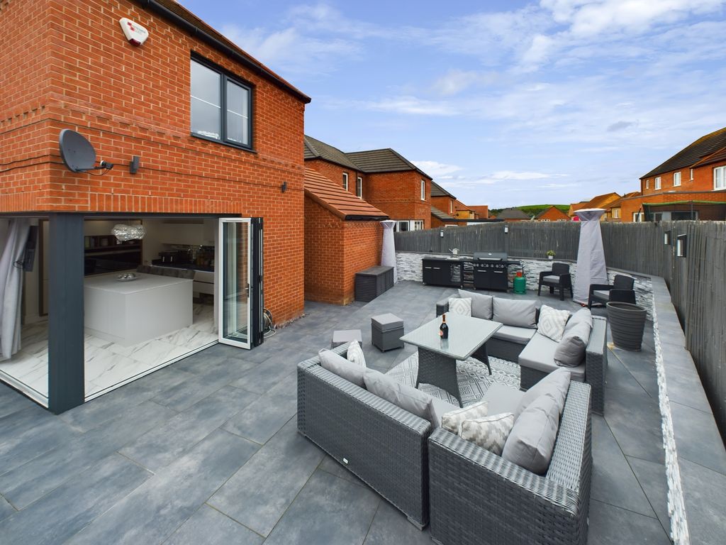 4 bed detached house for sale in Cygnet Drive, Mexborough S64, £350,000
