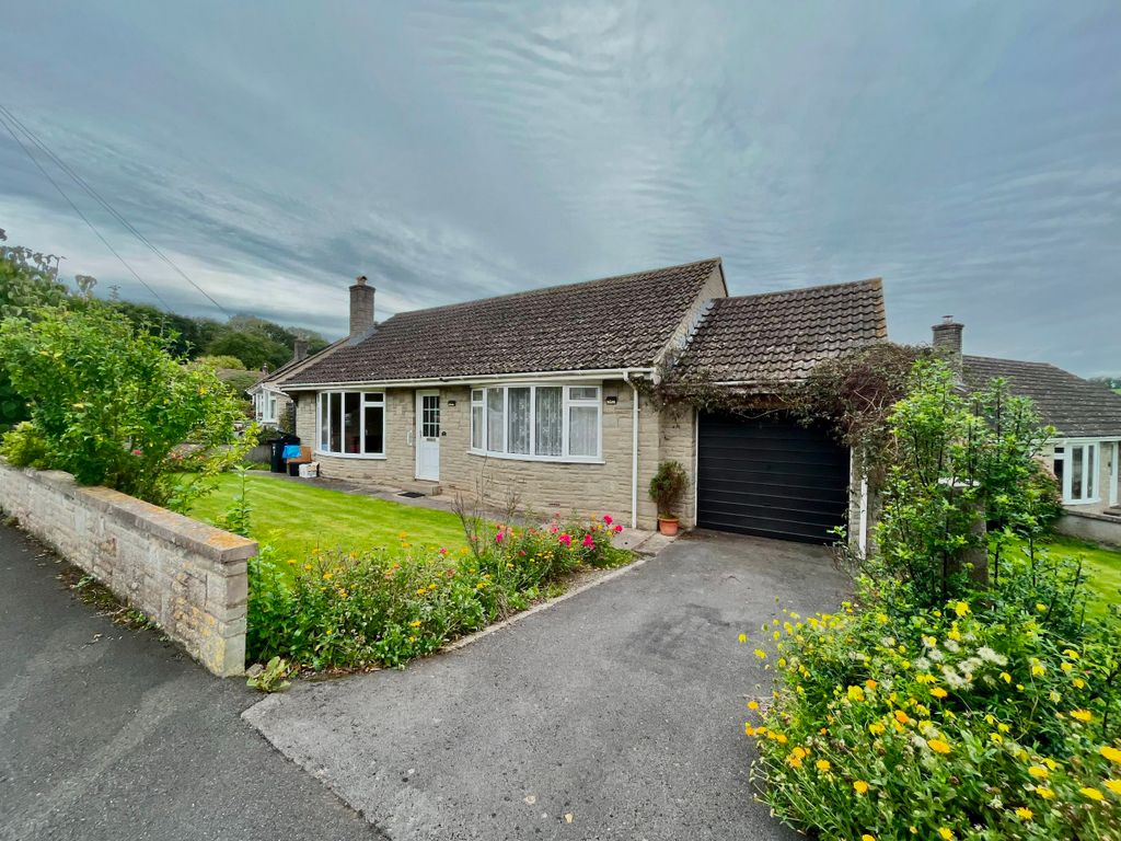 2 bed bungalow for sale in Combe Batch Rise, Wedmore BS28, £425,000