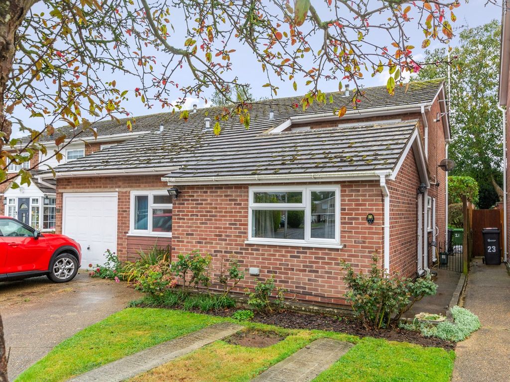 4 bed semi-detached house for sale in Packe Close, Feering CO5, £400,000