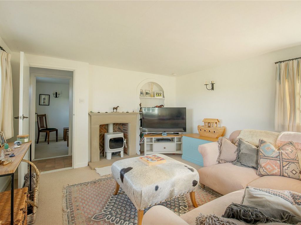 2 bed detached house for sale in Mill Road, Kirtling, Newmarket, Suffolk CB8, £460,000