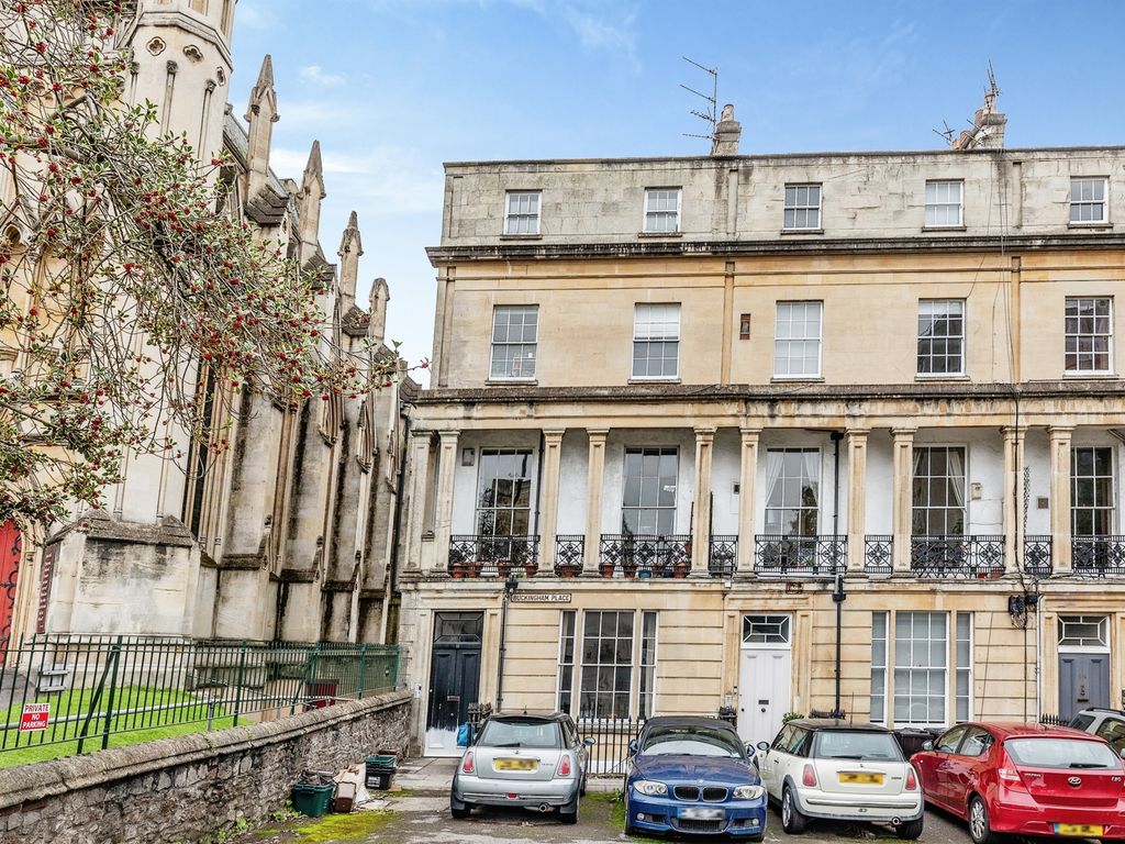2 bed flat for sale in Buckingham Place, Clifton, Bristol BS8, £350,000
