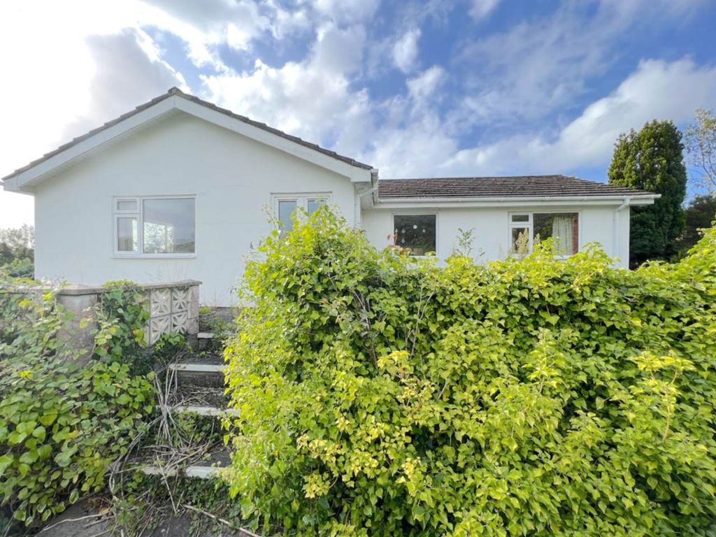 3 bed bungalow for sale in Tresco, Lluest, Aberystwyth SY23, £365,000