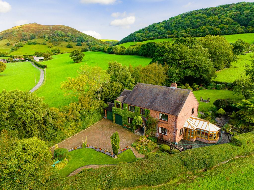 5 bed detached house for sale in Cwms Lane, Church Stretton, Shropshire SY6, £850,000