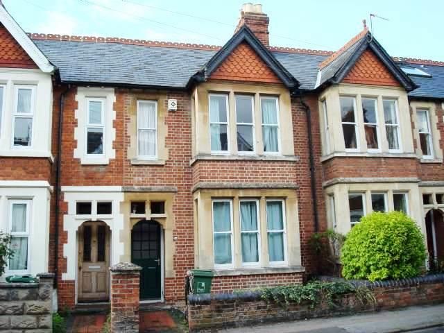 5 bed property to rent in Fairacres Road, Oxford OX4, £3,370 pcm