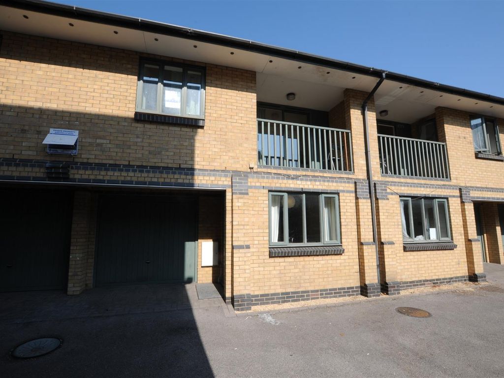 3 bed property to rent in Ashmole Place, Oxford OX4, £2,250 pcm