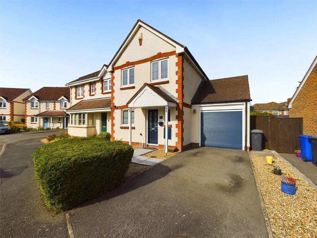 3 bed semi-detached house for sale in Ivy Close, Longwick, Princes Risborough HP27, £475,000