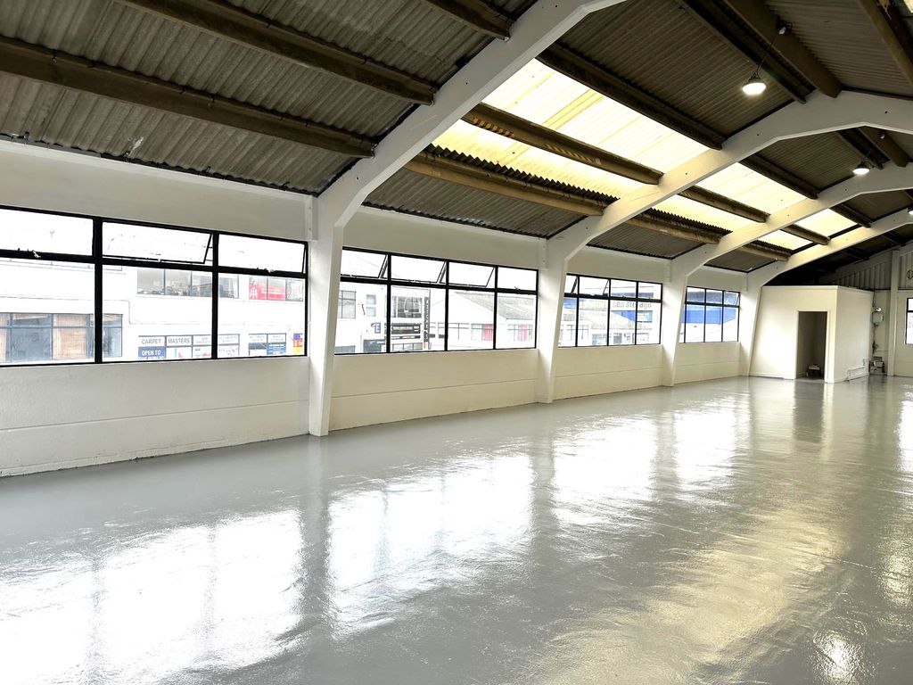 Warehouse to let in Unit C7U, Bounds Green Industrial Estate, Bounds Green N11, Bounds Green,, £45,000 pa