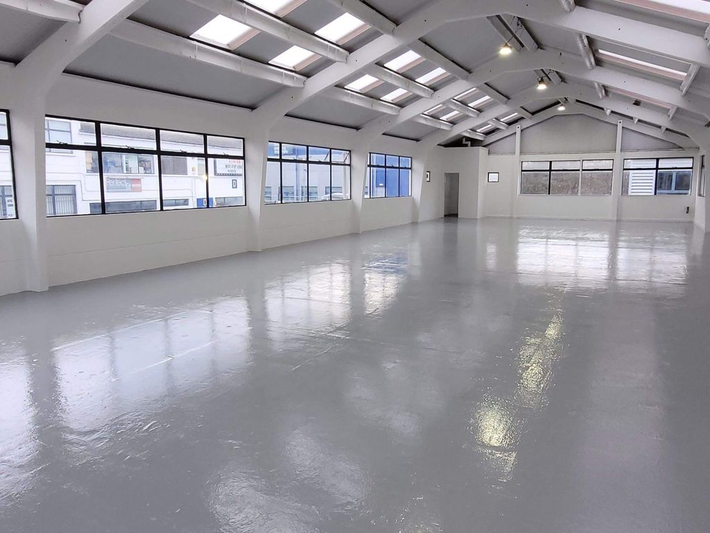 Warehouse to let in Unit B9U-10U, Bounds Green Industrial Estate, Bounds Green N11, Bounds Green,, £78,000 pa