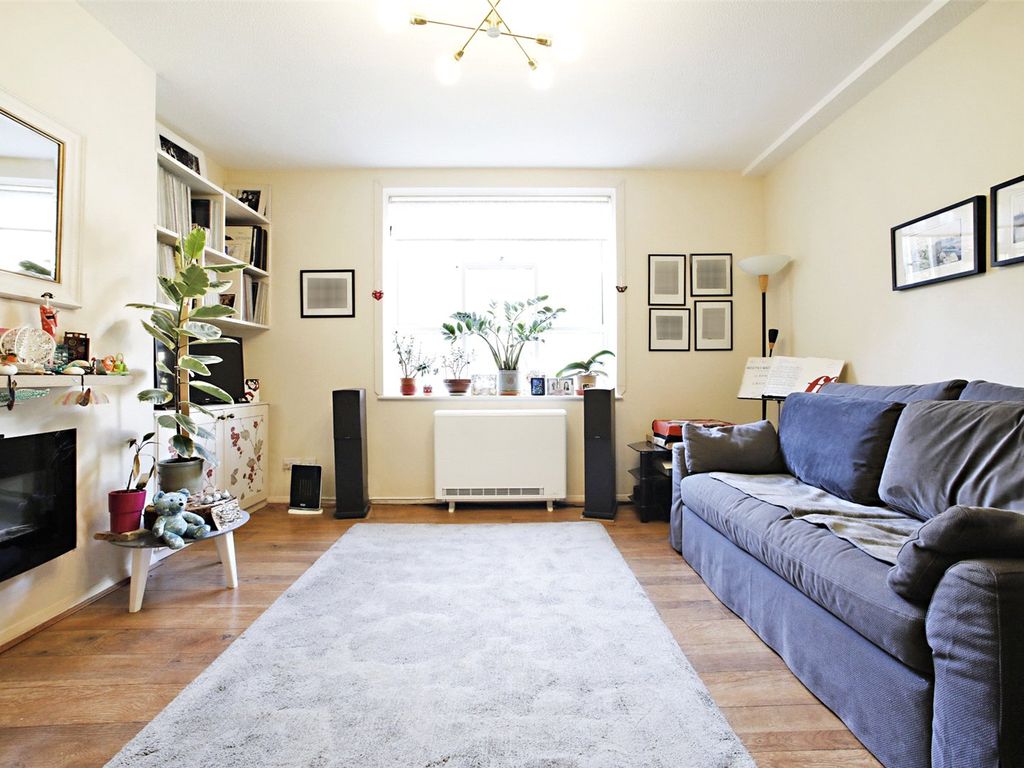 2 bed flat for sale in Bryan House, 7 Rotherhithe Street, London SE16, £395,000