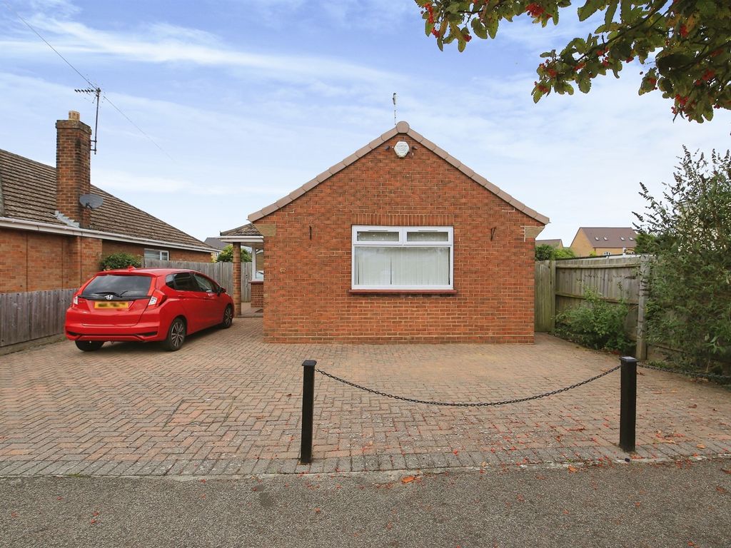 4 bed detached bungalow for sale in Wygate Road, Spalding PE11, £365,000