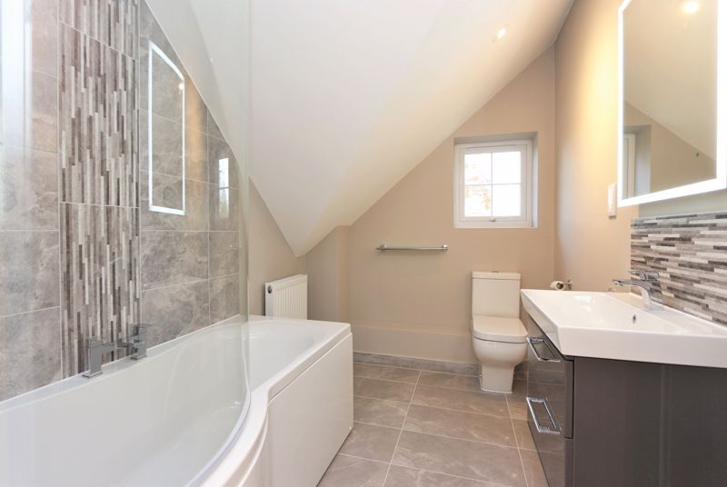 4 bed detached house for sale in Roding Lane, Chigwell IG7, £1,500,000