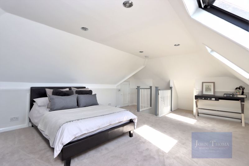 5 bed detached house for sale in Chigwell Rise, Chigwell IG7, £1,900,000