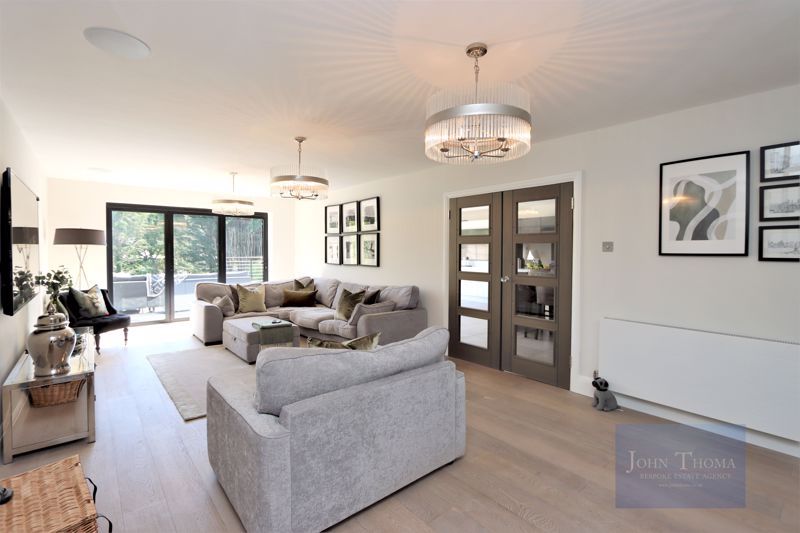 5 bed detached house for sale in Chigwell Rise, Chigwell IG7, £1,900,000