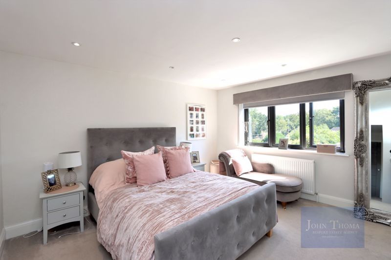 5 bed detached house for sale in Chigwell Rise, Chigwell IG7, £1,900,000