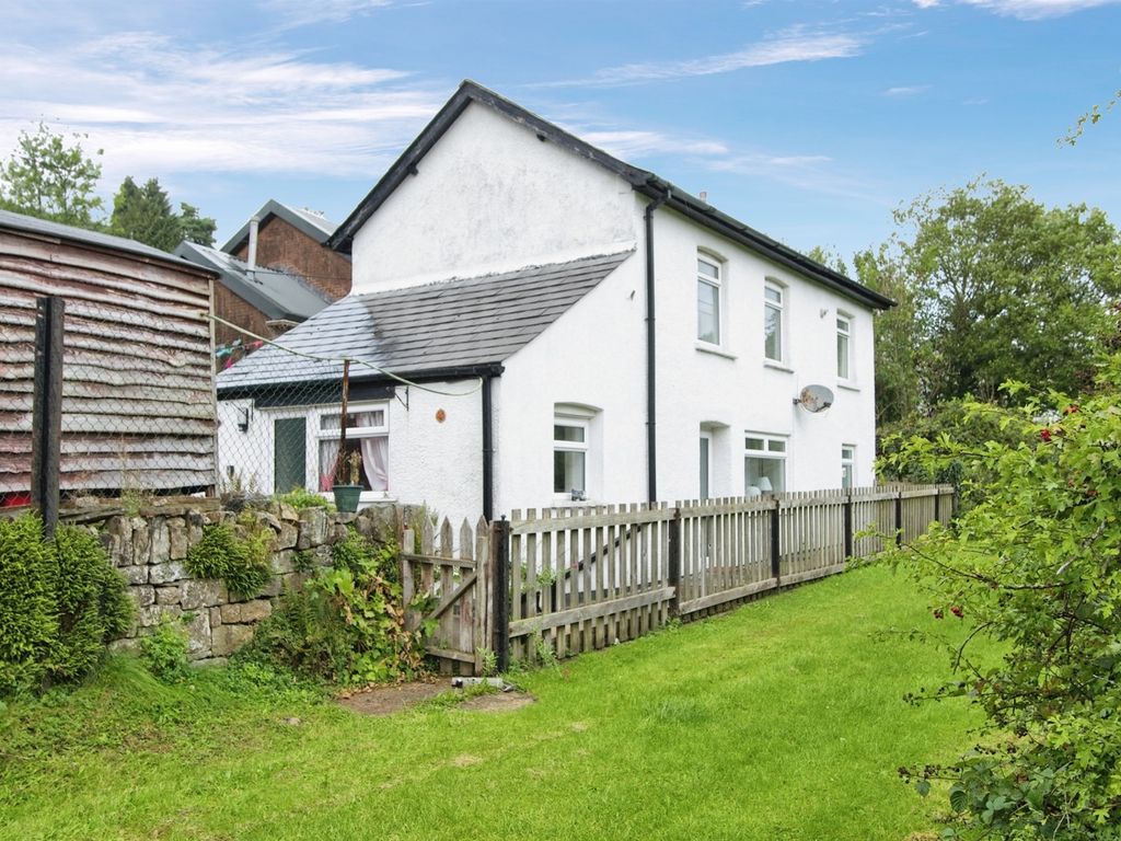 2 bed cottage for sale in Cwmavon Road, Abersychan, Pontypool NP4, £140,000