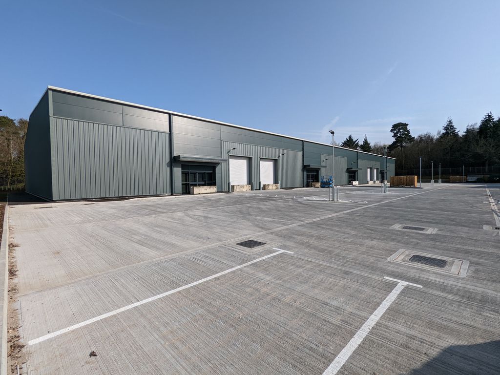 Industrial to let in Unit 4 Beacon Hill Logistics Park, Beacon Hill Road, Fleet GU52, £140,000 pa